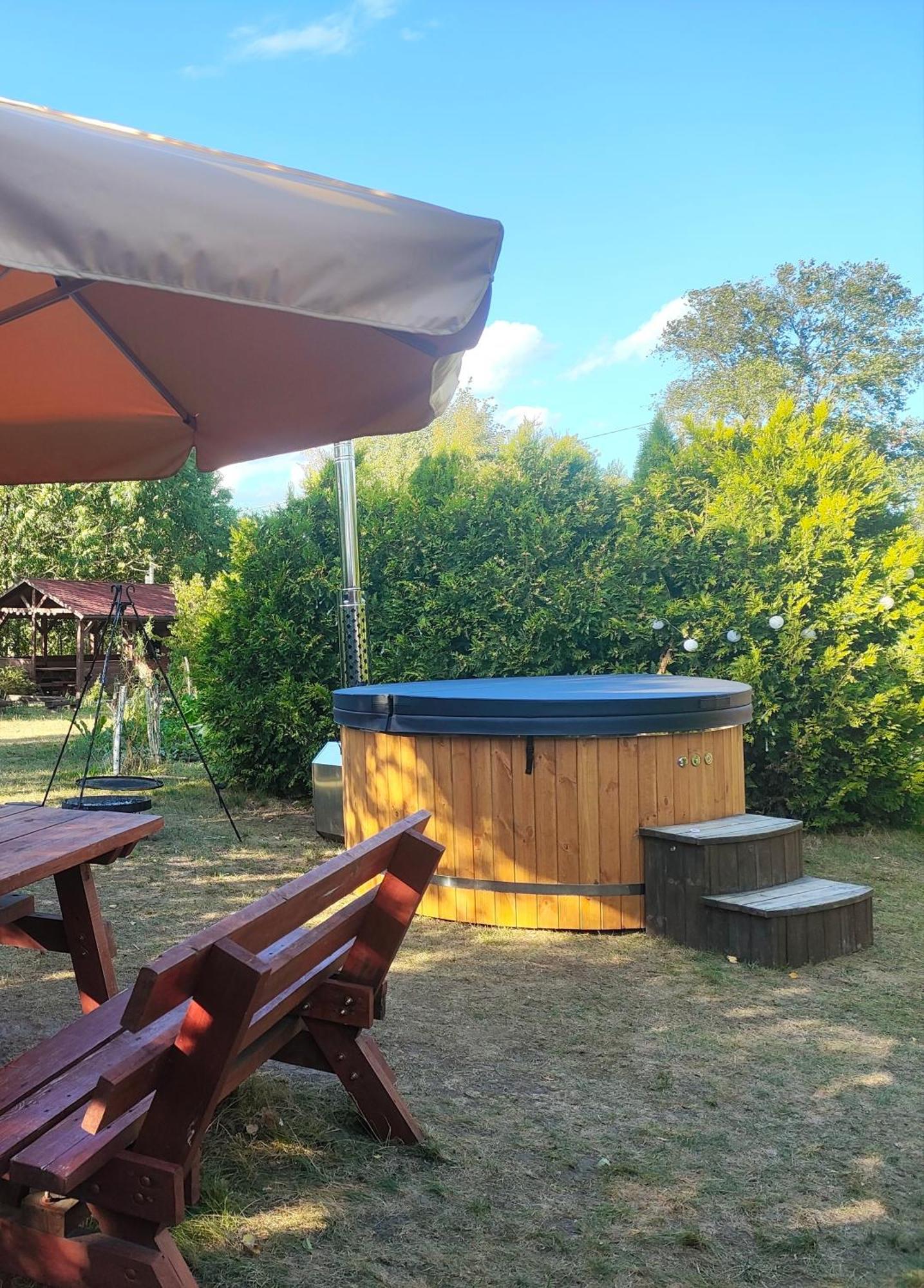 Dolistowka Apartamenty, Pole Namiotowe, Balia Z Jacuzzi, Ogrod Warzywny Dla Gosci, Plac Zabaw Dla Dzieci Гонёдз Экстерьер фото