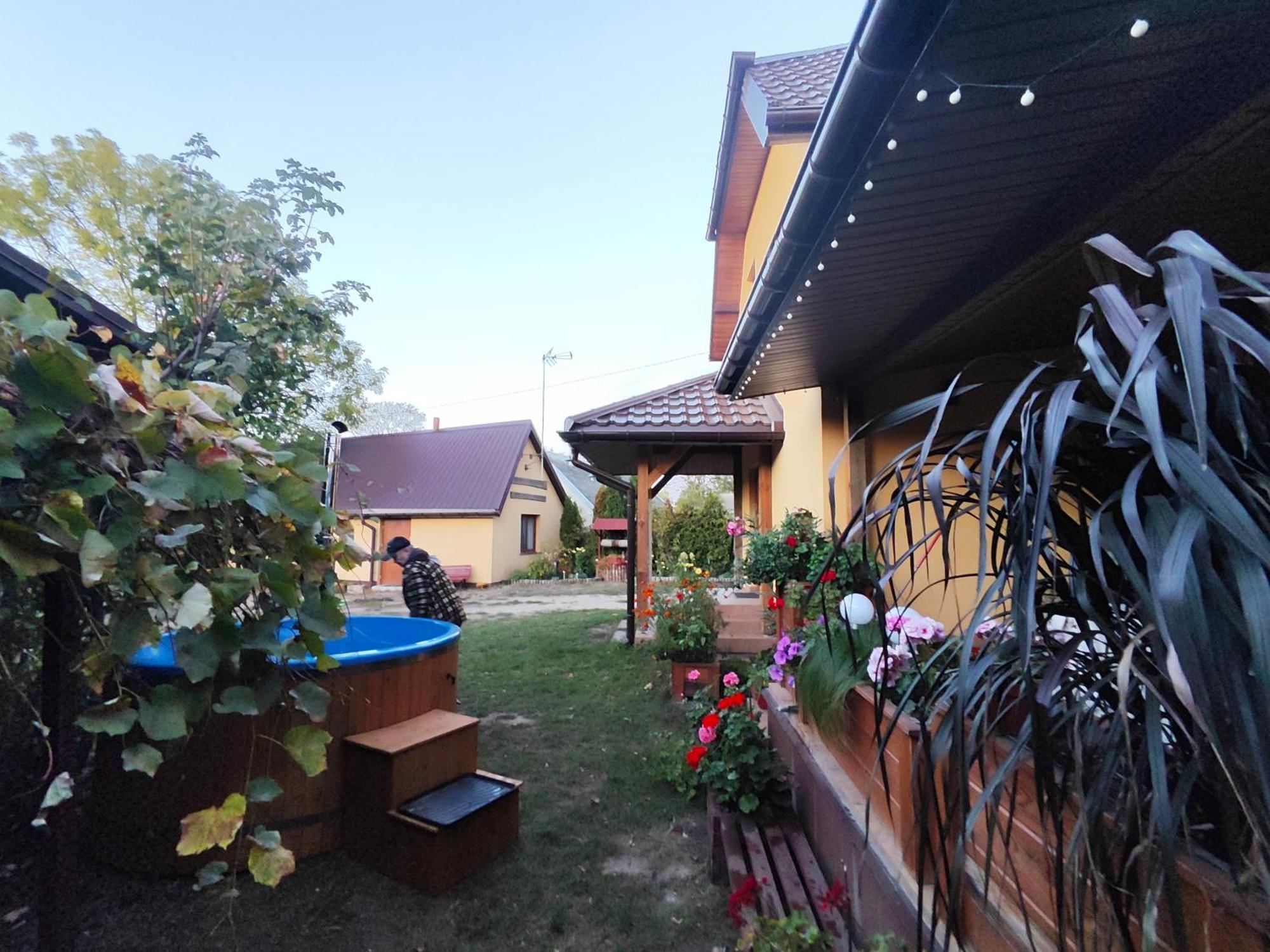 Dolistowka Apartamenty, Pole Namiotowe, Balia Z Jacuzzi, Ogrod Warzywny Dla Gosci, Plac Zabaw Dla Dzieci Гонёдз Экстерьер фото